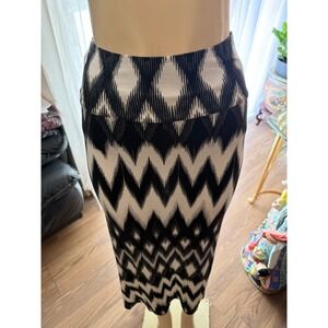 BCX Womens Black White Geometric Ikat Chevron Print Maxi Skirt Size XS